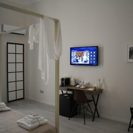 Gatto Bianco Duchessa Bed & Breakfast Bari Exterior photo