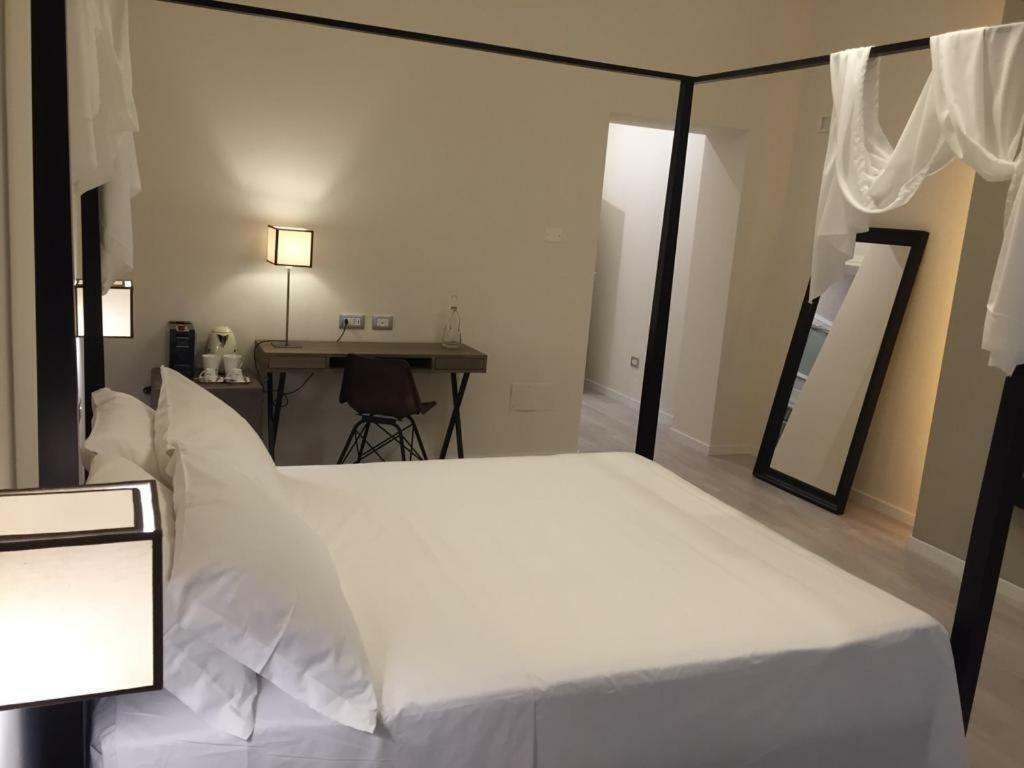Gatto Bianco Duchessa Bed & Breakfast Bari Exterior photo
