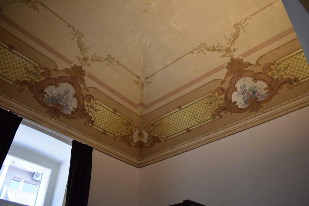 Gatto Bianco Duchessa Bed & Breakfast Bari Exterior photo